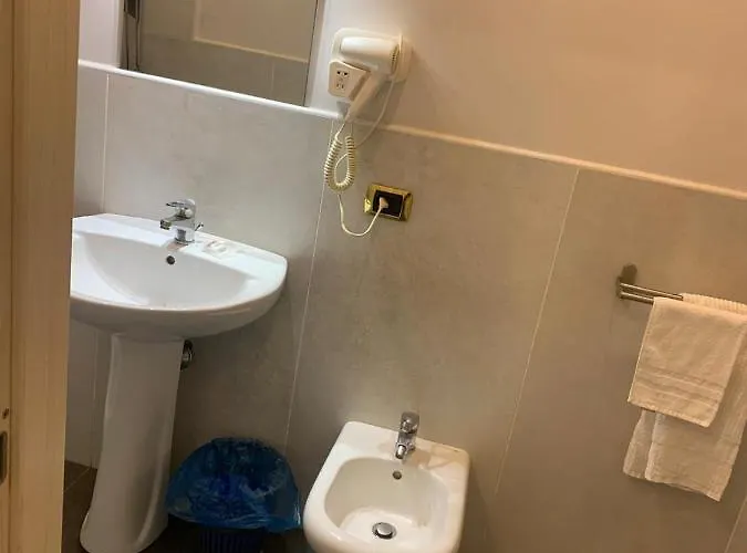 Отель Poerio 3*