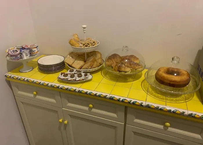 Отель Poerio 3*