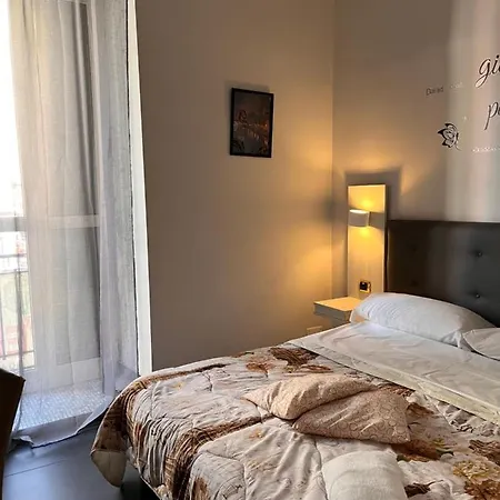 Hotel Poerio 3*